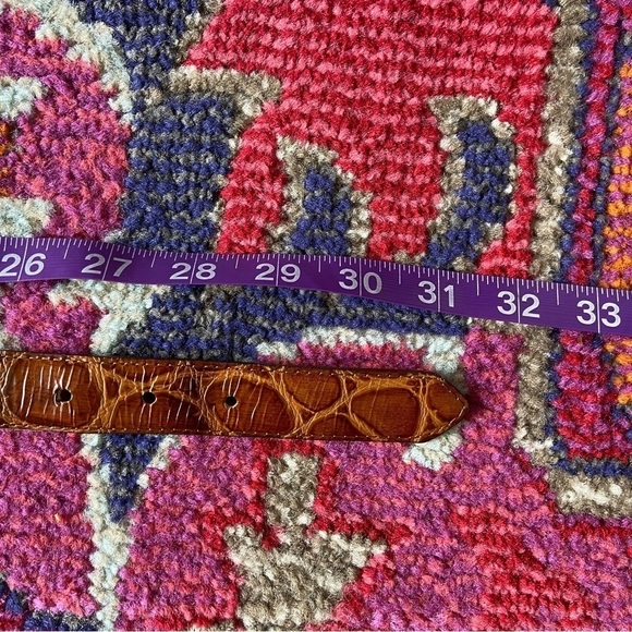 Vintage Genuine Leather Silver Belt - Picture 6 of 9